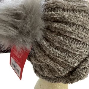 Unisex women or men, oversize beanie hats by zero exposure, black 1 hat